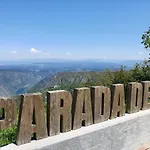 Casa de Férias Casa Cerralleiro. Casa Vacacional En Parada De Sil. Ribeira Sacra. Parada del Sil