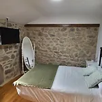 Casa Cerralleiro. Casa Vacacional En Parada De Sil. Ribeira Sacra. * Parada del Sil