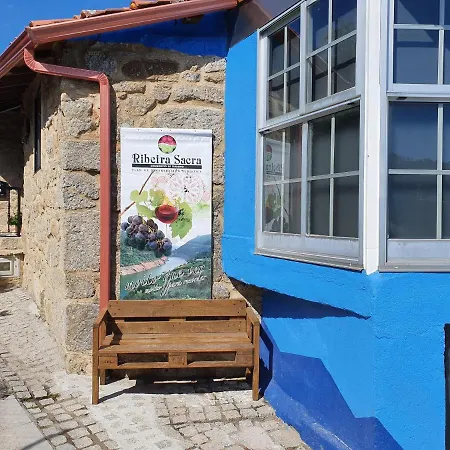 Casa Cerralleiro. Casa Vacacional En Parada De Sil. Ribeira Sacra. 別荘 パラーダ・デ・シル