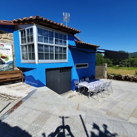 Сasa de vacaciones Casa Cerralleiro. Casa Vacacional En Parada De Sil. Ribeira Sacra. *
