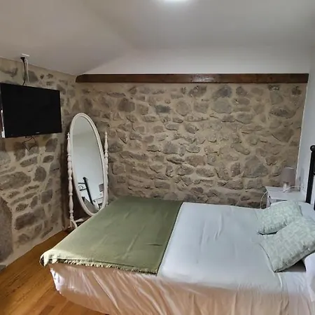 Casa Cerralleiro. Casa Vacacional En Parada De Sil. Ribeira Sacra. * パラーダ・デ・シル