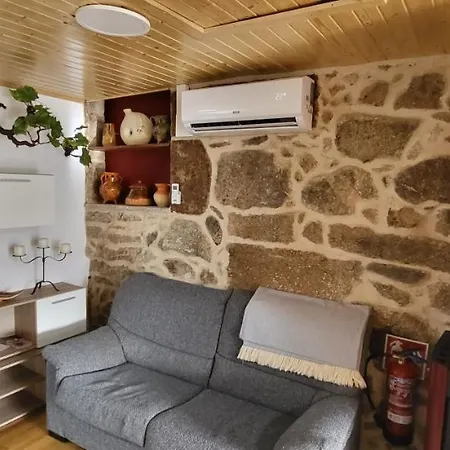 Casa Cerralleiro. Casa Vacacional En Parada De Sil. Ribeira Sacra. Сasa de vacaciones