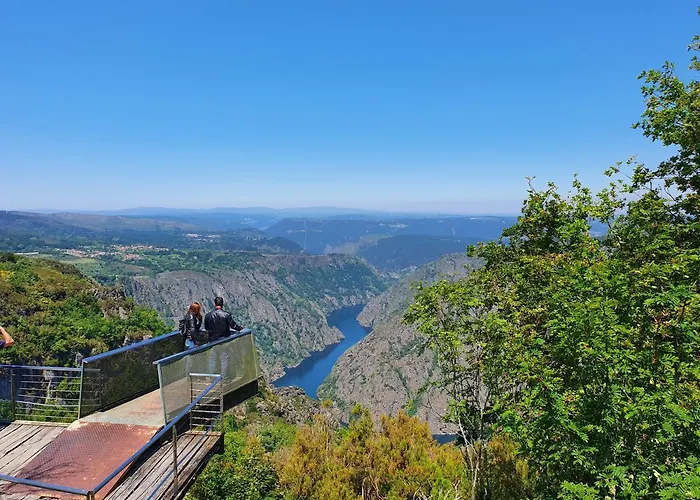 Casa Cerralleiro. Casa Vacacional En Parada De Sil. Ribeira Sacra. Feriehus *
