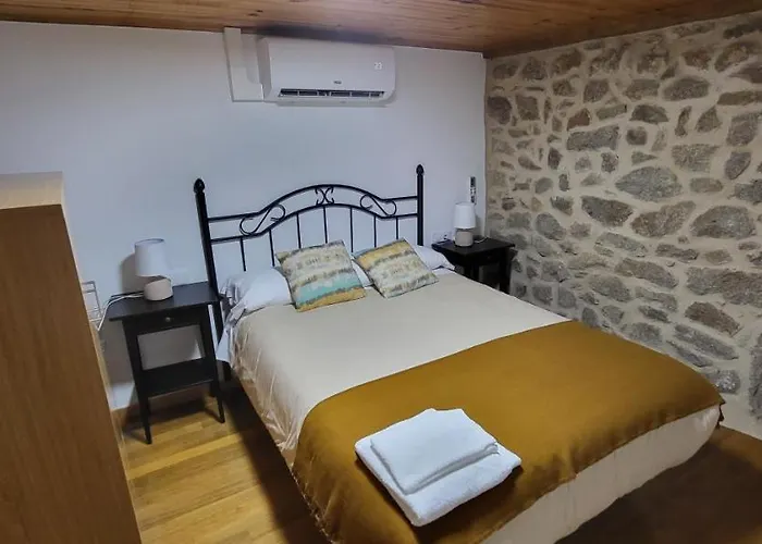 Feriehus Casa Cerralleiro. Casa Vacacional En Parada De Sil. Ribeira Sacra. *